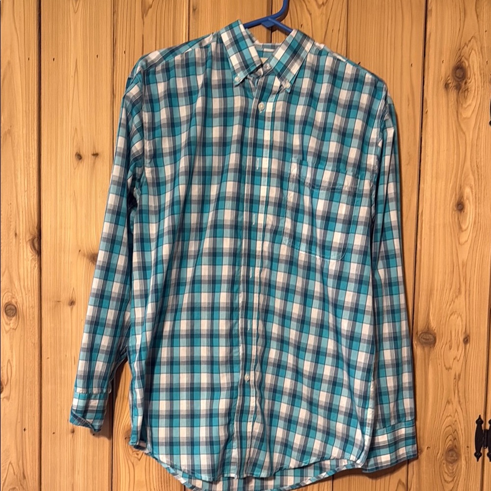 Wrangler Blue and White Casual Button Down Shirt